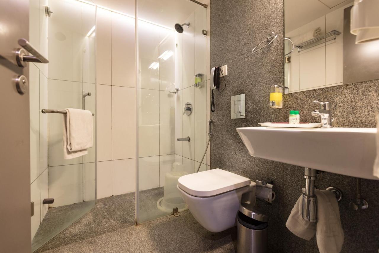 Hotel Aira Vijayawāda Esterno foto